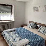 Gemuetliche Gaeste Fuer Ruhige Naechte. Zentral