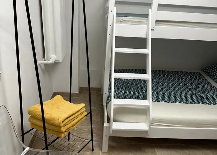 Gemuetliche Gaeste Fuer Ruhige Naechte. Zentral