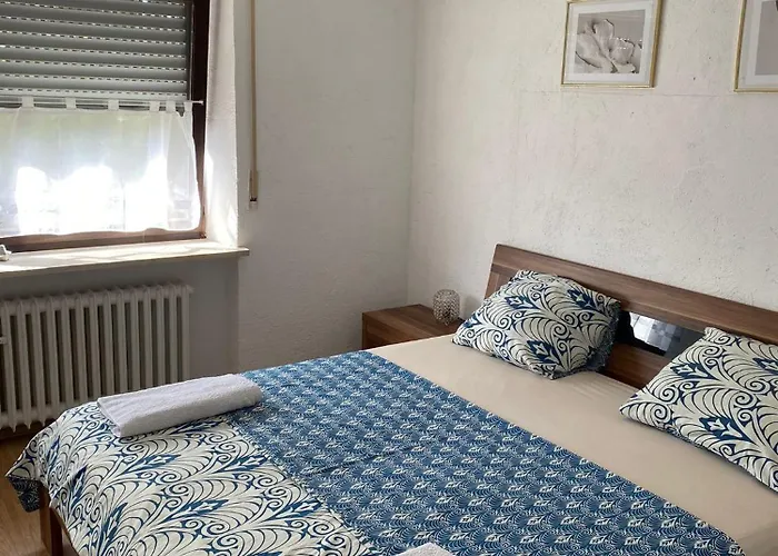 Gemuetliche Gaeste Fuer Ruhige Naechte. Zentral